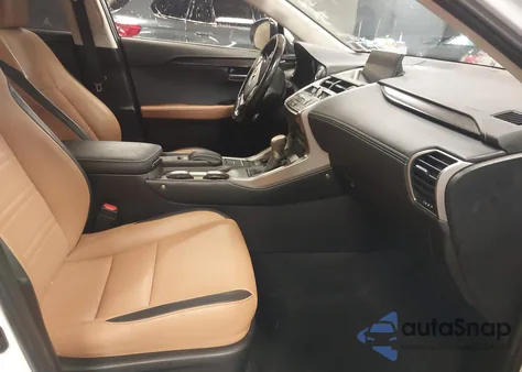 2017 Lexus Nx 200T z USA, uszkodzony, nr VIN JTJBARBZ1H2113975